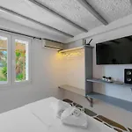 Endless Blue From Syros - Megas Gialos 1 & 2 *